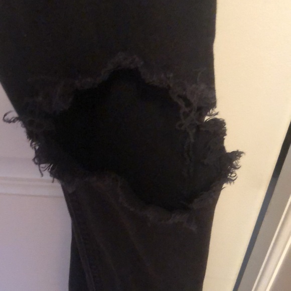 Divided H&M Skinny Distressed Black Jeans - Picture 2 of 6